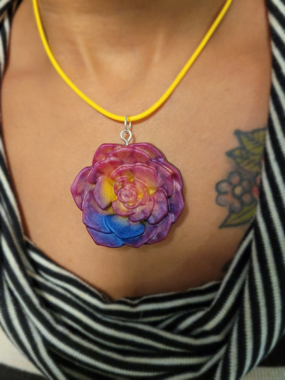 Multicolor Rose Necklace